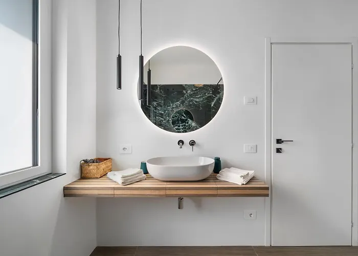 The View Boutique And Breakfast - Adults Only فندق مبيت وإفطار كافايون فيرونيسي